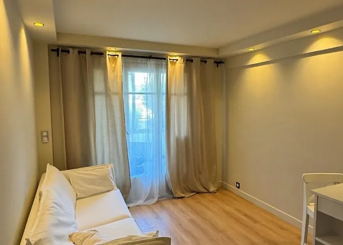 Apartman Renovated & Cozy Cannes